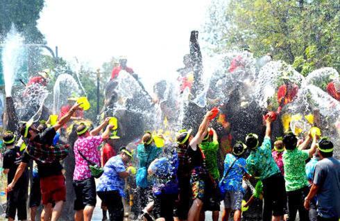 Somjai Place Ayutthaya Bagian luar foto